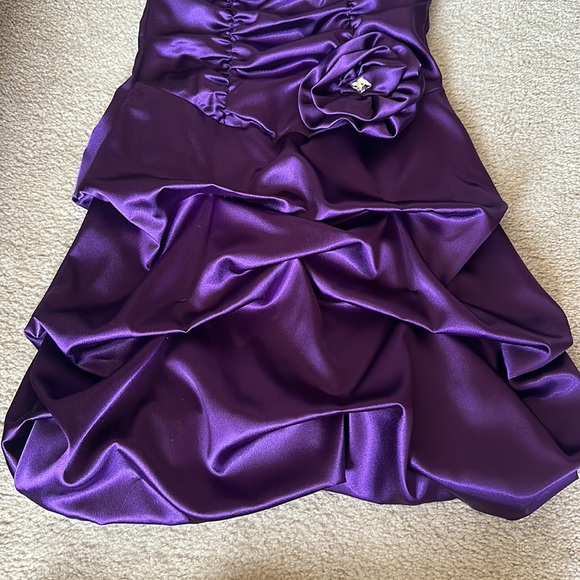 Purple Strapless Formal Dress - Picture 4 of 7